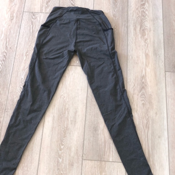 Dark gray Gymshark leggings. Worn once - Picture 6 of 9